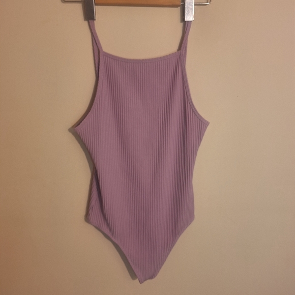 Aritzia Wilfred Annecy Ribbed Thong Spaghetti Strap Bodysuit lavender SZ S - Picture 3 of 9